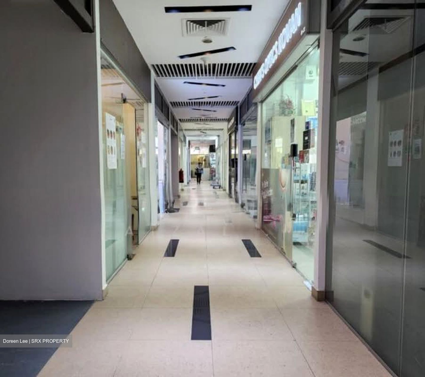 Yio Chu Kang Road (D19), Retail #626959961